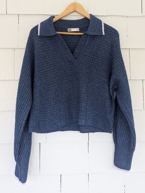 SO Blue Collared Cropped Sweater Size Small